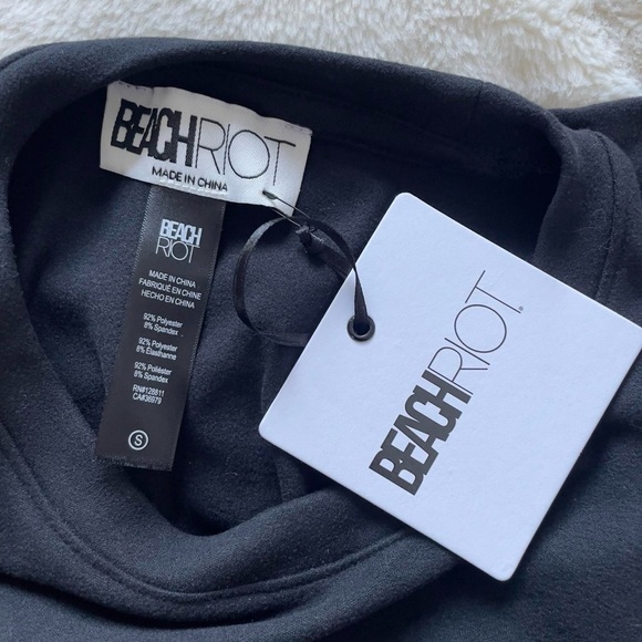 Beach Riot | Cassia Amour black & pink graphic sweatshirt - Picture 7 of 7